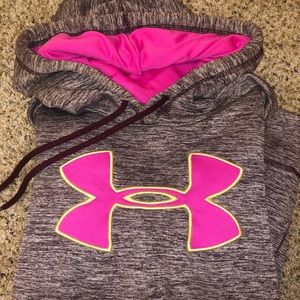 Under Armour Sweatshirt
